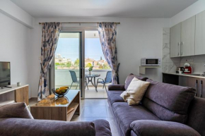 Brightly Lit 1- BR in Larnaca w/ pool
